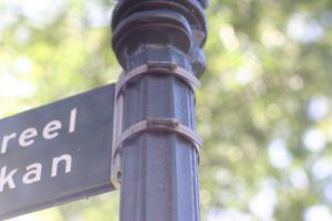 Bewegwijzering van Shofukan in het pittoreske Oud Charlois Rotterdam